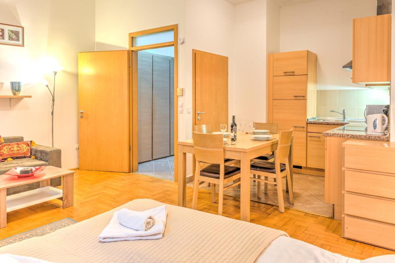 Central Apartments Budapest Ngoại thất bức ảnh